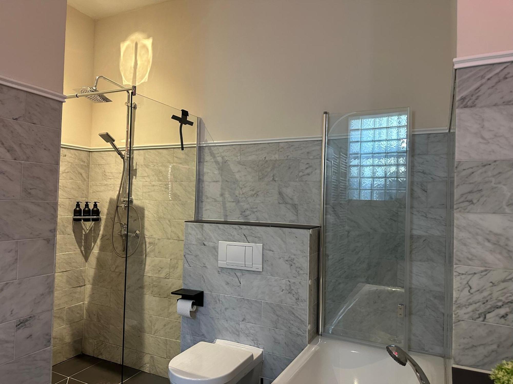 Luxury In Center Of Berlin Mitte Apartment Luaran gambar